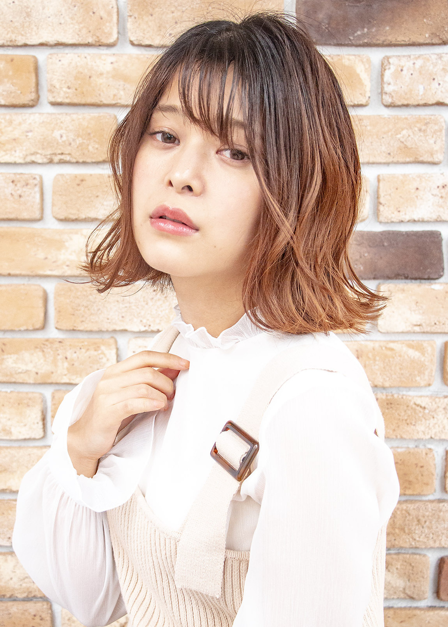 【Nicole 保土ヶ谷】☆上品な外ハネミデイ☆