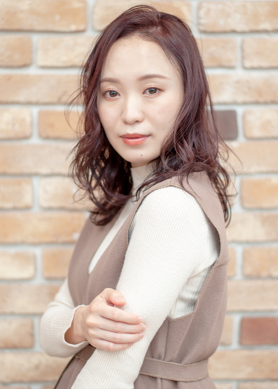 【Nicole 保土ヶ谷】イルミナ×くびれセミディ★