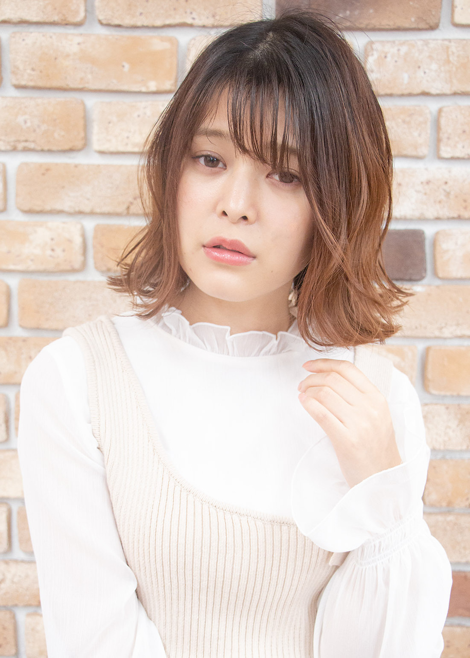 【Nicole 保土ヶ谷】☆上品な外ハネミデイ☆