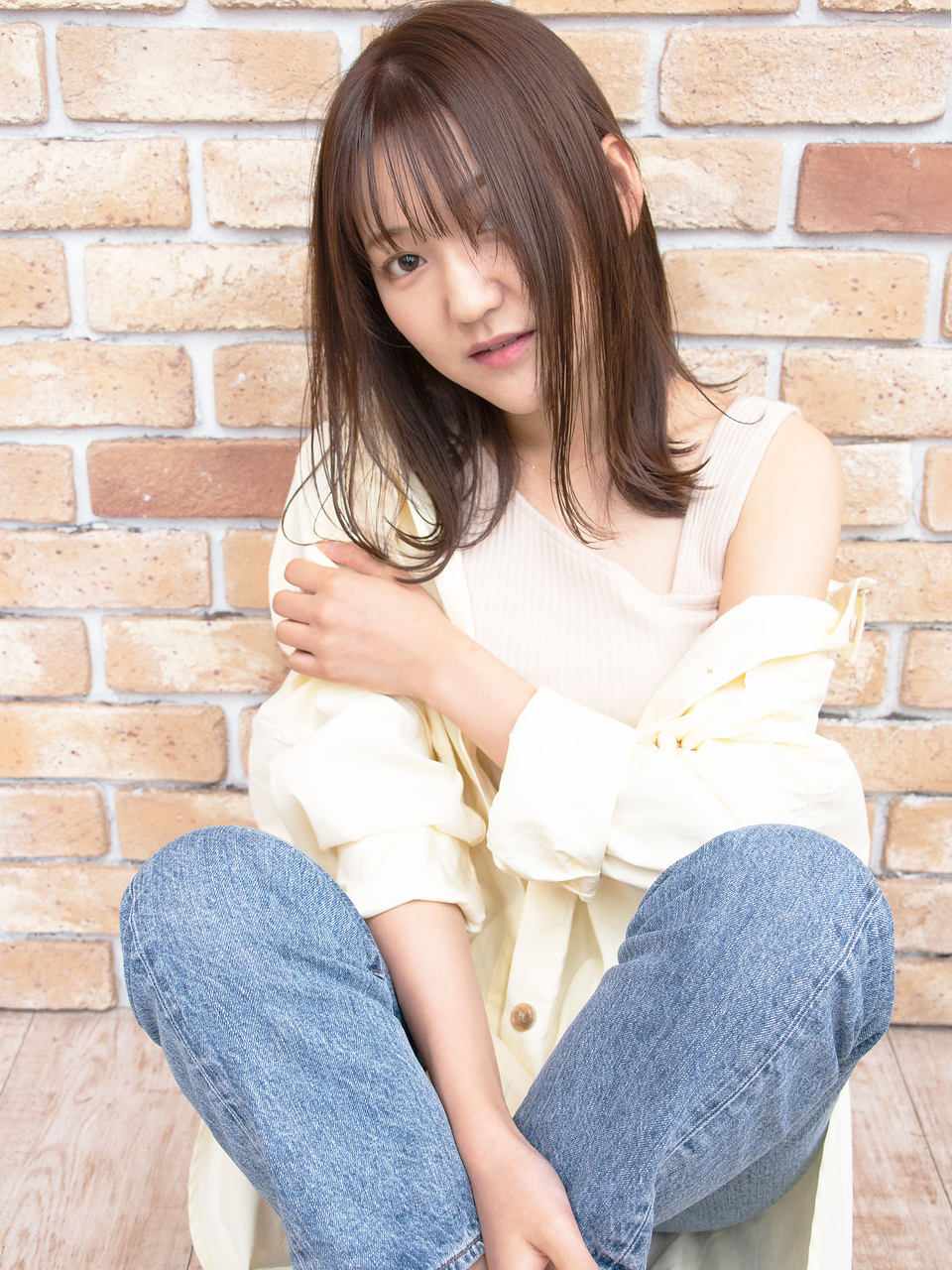 【Nicole 保土ヶ谷】★シアーベージュ×外ハネミディアム★